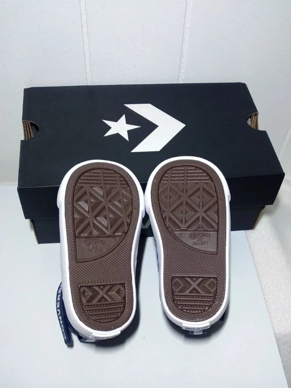 Converse Pro Blaze Strap Leather Sneakers Grey Navy Toddler Size 5 A08475C NEW